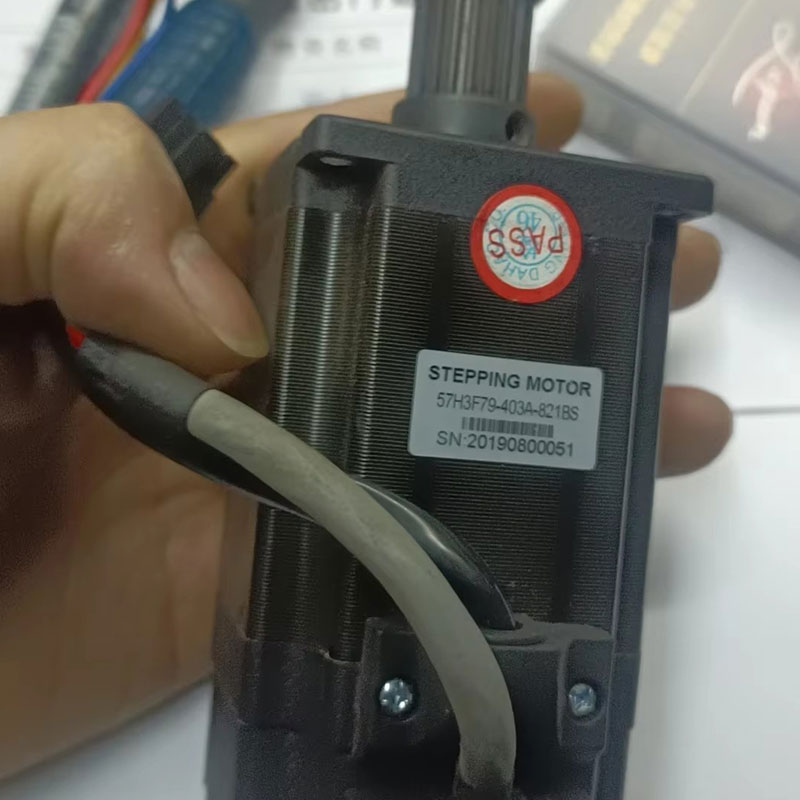DAHAO Motor 57H3F79-403A-821BS Cerrado Loop A15 X Eje China Embroidery Machine EDH03-57H3F79-403A-821BS